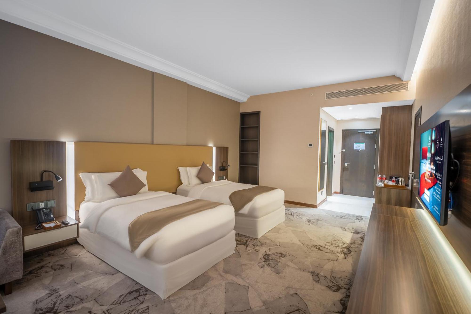Grand Millennium Al Seef Basra Exterior photo